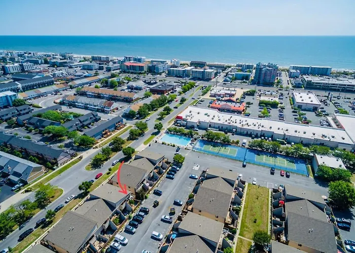 Luxury Ocean Condo, Walk To Beach, Outdoor Pool, Tennis, Pickleball Holiday home Ocean City