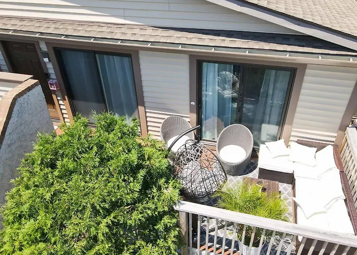 Luxury Ocean Condo, Walk To Beach, Outdoor Pool, Tennis, Pickleball